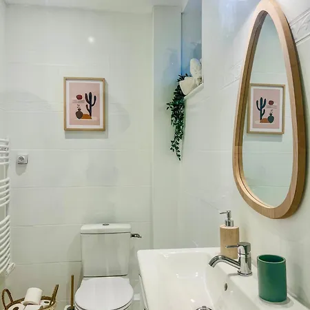 Apartment Chic Nivoy Retreat, Parking Et Gare A Proximite