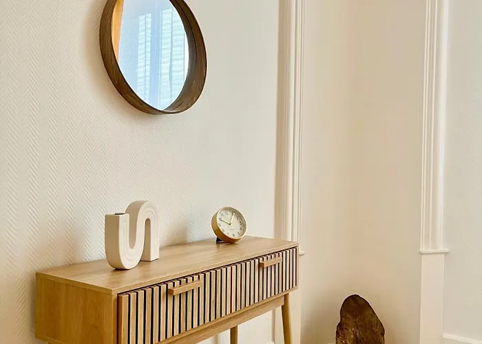 Chic Nivoy Retreat, Parking Et Gare A Proximite Apartmán *