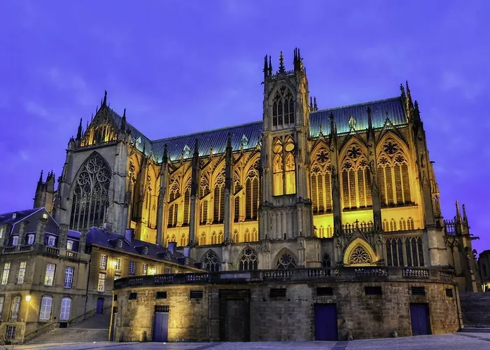 Chic Nivoy Retreat, Parking Et Gare A Proximite Apartmán